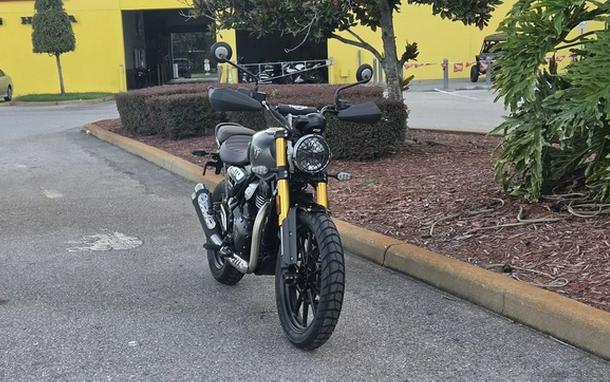 2027 TRIUMPH Scrambler 400 X Matte PewterGrey/Matte Khaki Green