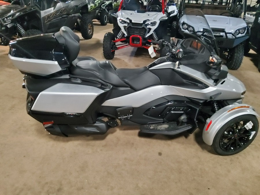 2023 Can-Am™ Spyder RT Limited