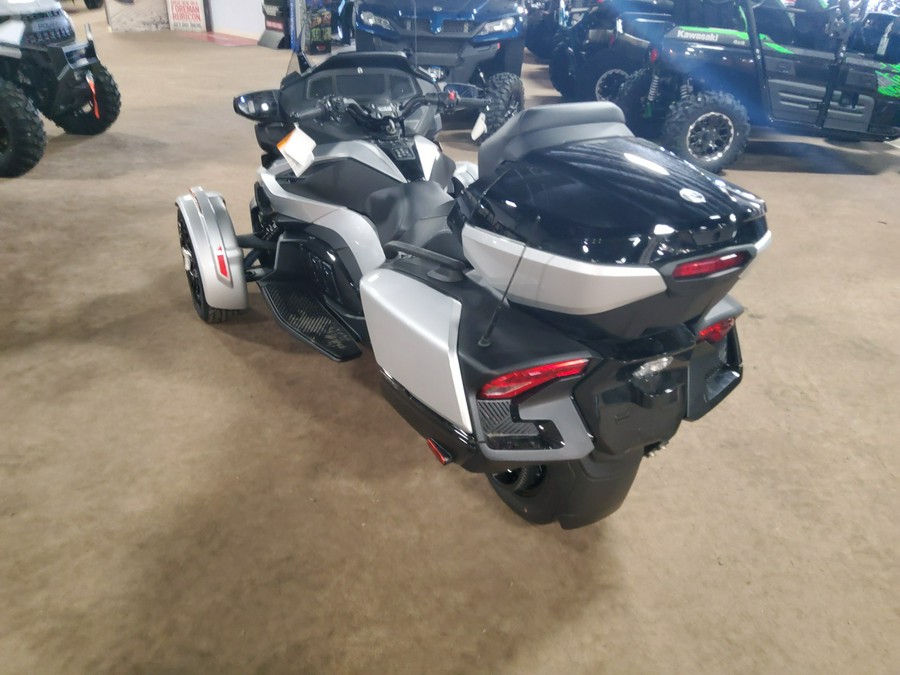 2023 Can-Am™ Spyder RT Limited