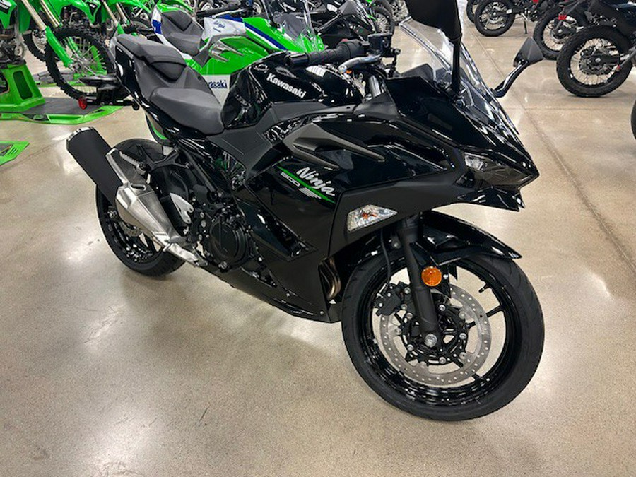 2024 Kawasaki NINJA 500