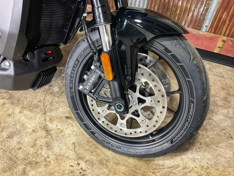 2025 Harley-Davidson® RA1250ST - Pan America® 1250 ST