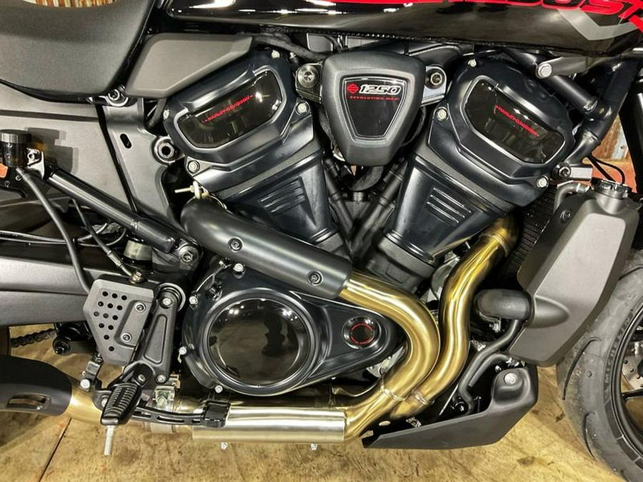 2025 Harley-Davidson® RA1250ST - Pan America® 1250 ST