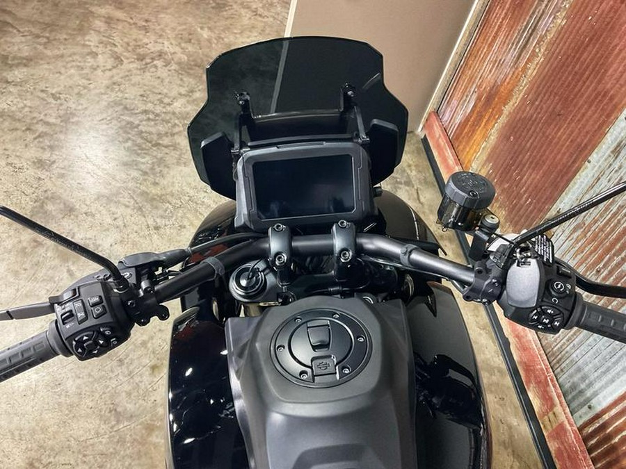 2025 Harley-Davidson® RA1250ST - Pan America® 1250 ST