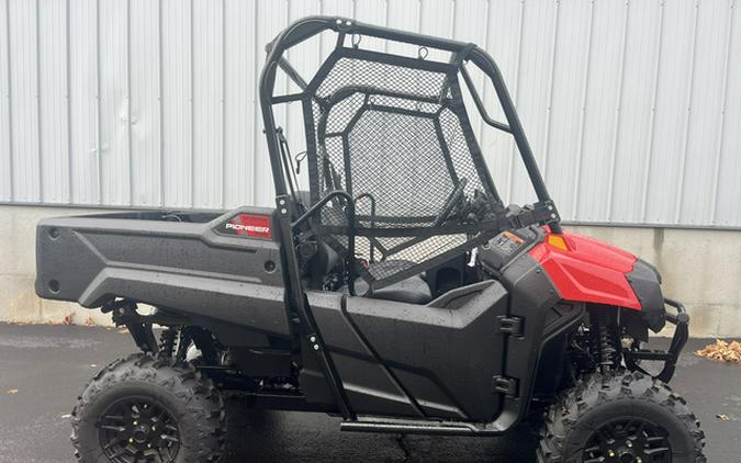 2026 Honda Pioneer 700 Deluxe