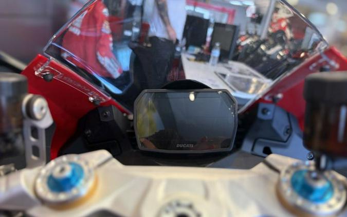 2025 Ducati PANIGALE V2S