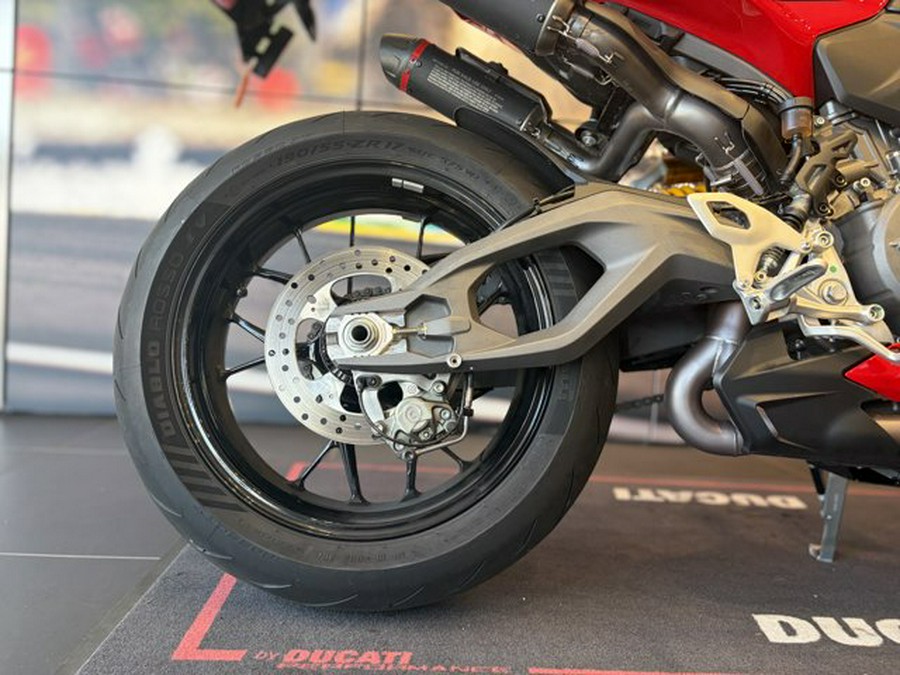 2025 Ducati PANIGALE V2S