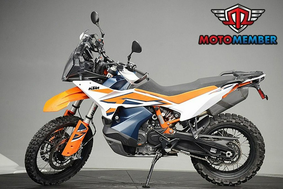 2024 KTM Adventure 890 R