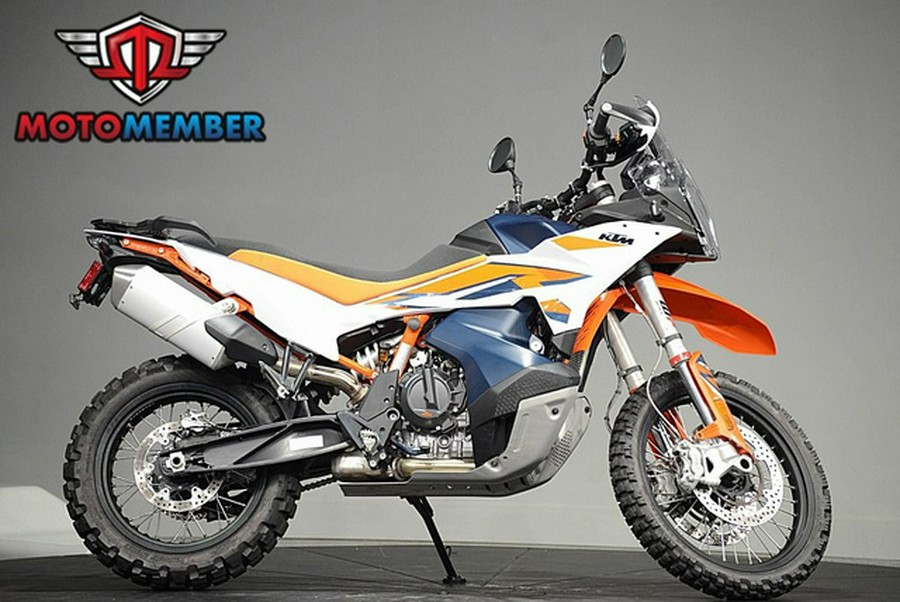 2024 KTM Adventure 890 R