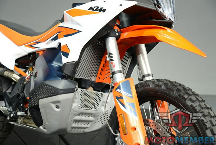 2024 KTM Adventure 890 R