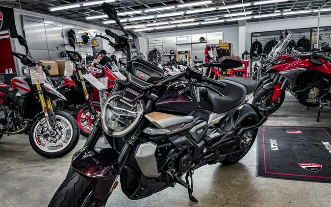 2026 DUCATI X DIAVEL V4
