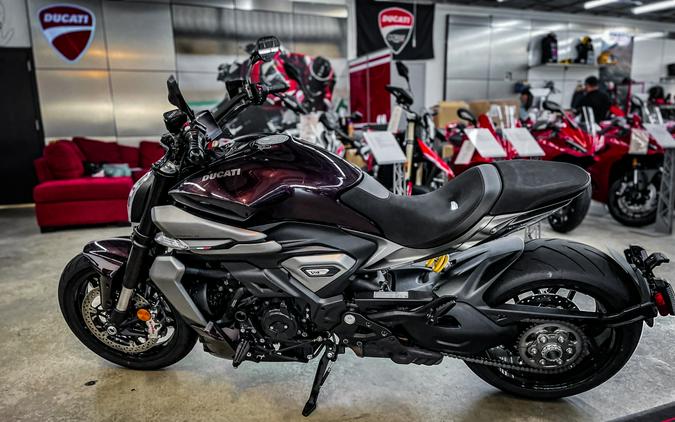 2026 DUCATI X DIAVEL V4