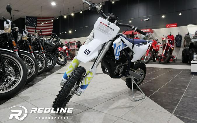 2024 Husqvarna® EE 5