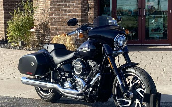 2018 Harley-Davidson Sport Glide - First Ride