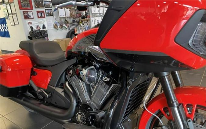 2023 Indian Motorcycle® Challenger® Dark Horse® Indy Red / Black Metallic