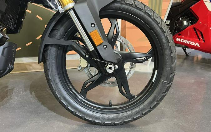 2025 BMW G 310 GS Cosmic Black 3