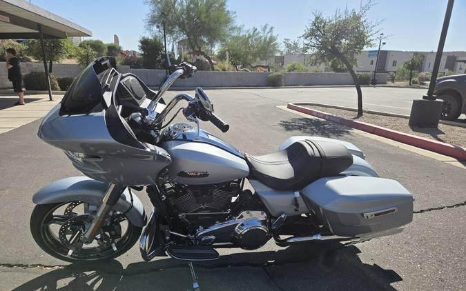FLTRX 2025 Road Glide®