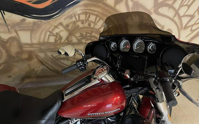 2019 Harley-Davidson® FLHTKL - Ultra Limited Low