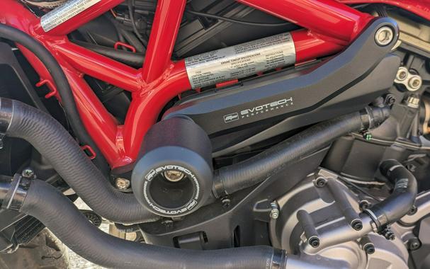 2021 Ducati Monster 821 Stealth