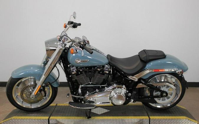 Harley-Davidson Fat Boy 114 2024 FLFBS 84385448DT SHARKSKIN W/ PINSTRIPE