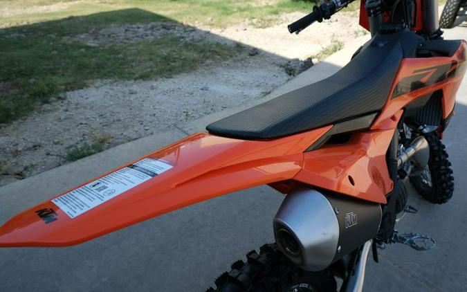 New 2025 KTM 450 SXF ORANGE