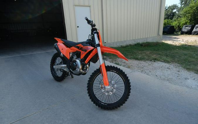 New 2025 KTM 450 SXF ORANGE