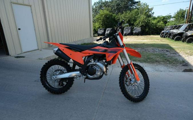 New 2025 KTM 450 SXF ORANGE