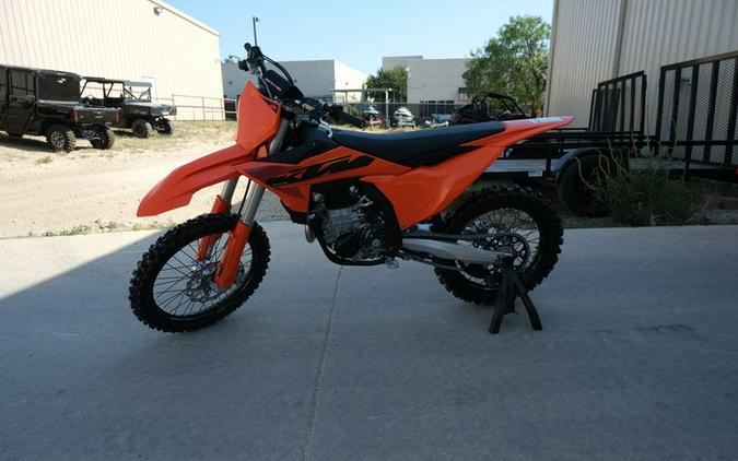 New 2025 KTM 450 SXF ORANGE