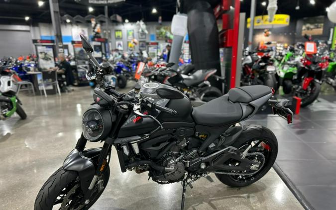 2026 Ducati MONSTER 937+