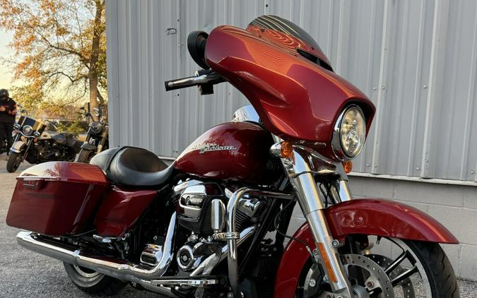 2019 Harley-Davidson® FLHX Street Glide®