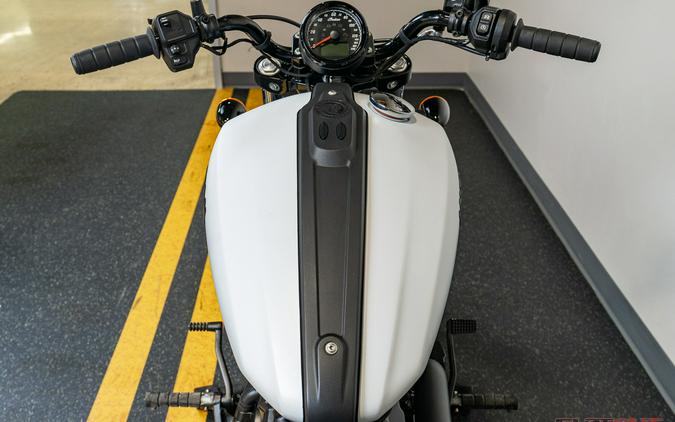 2025 Indian Motorcycle SCOUT SIXTY BOBBER LIMITED (NEW LIKE)