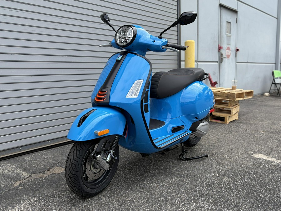 2027 Vespa GTS 310