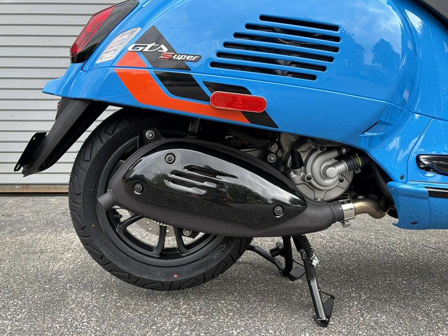 2027 Vespa GTS 310