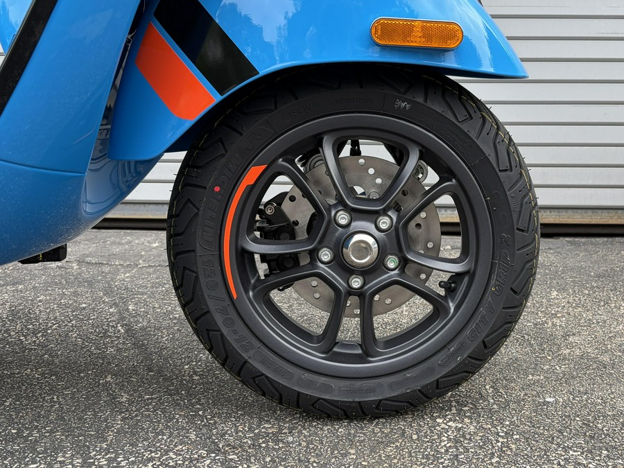 2027 Vespa GTS 310
