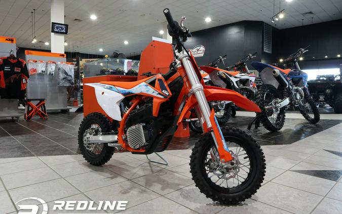 2024 KTM SX-E 3