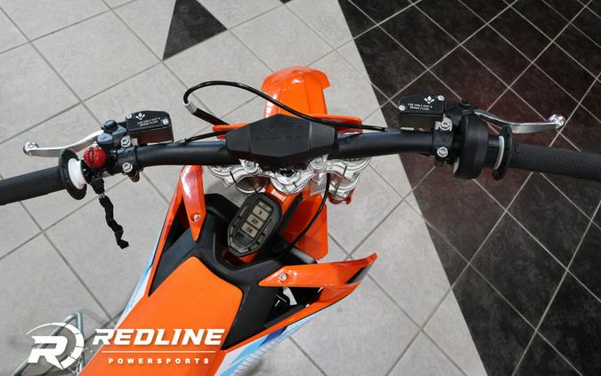 2024 KTM SX-E 3