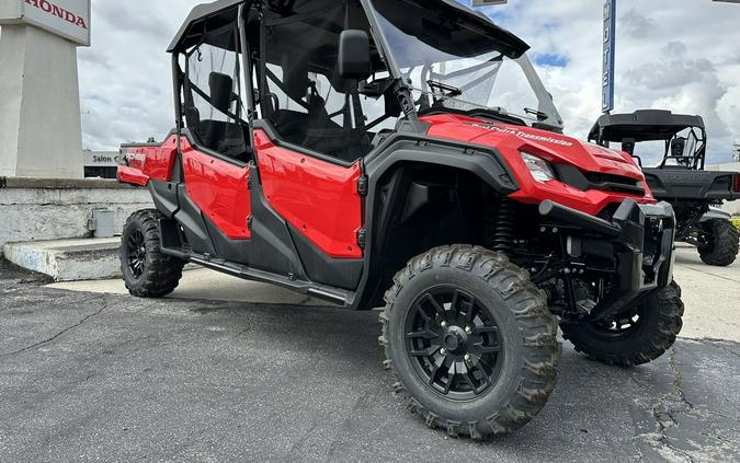 2023 Honda® Pioneer 1000-6 Deluxe Crew