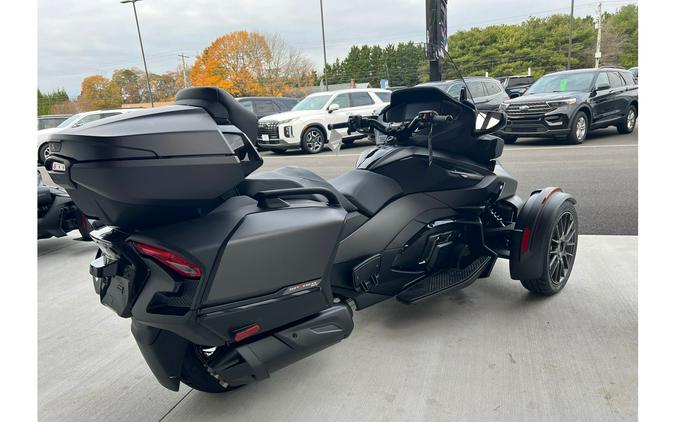 2026 Can-Am Spyder RT LTD Dark