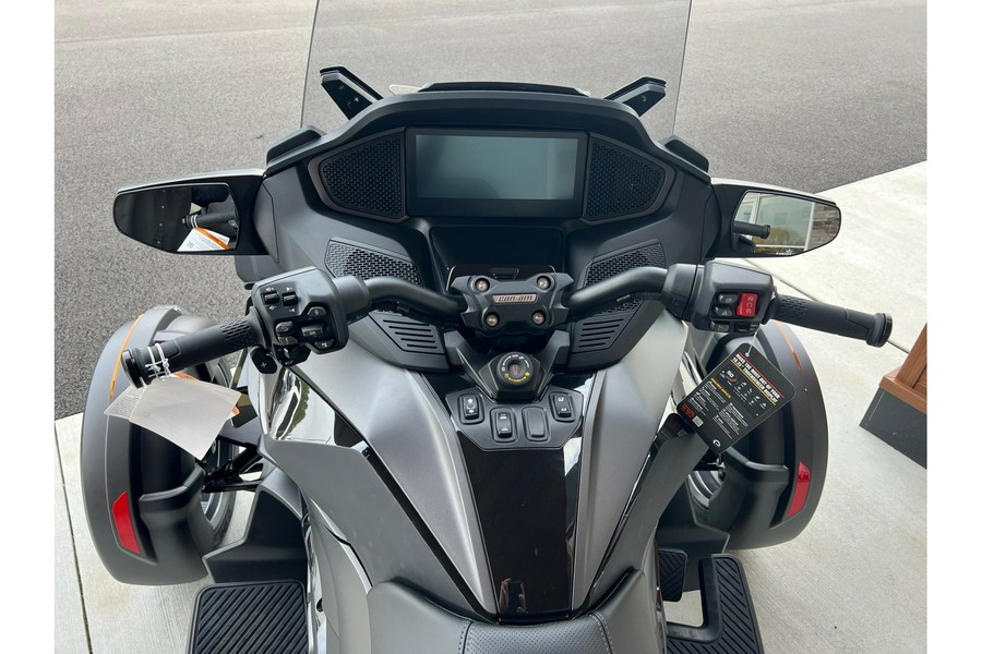 2026 Can-Am Spyder RT LTD Dark