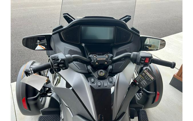 2026 Can-Am Spyder RT LTD Dark
