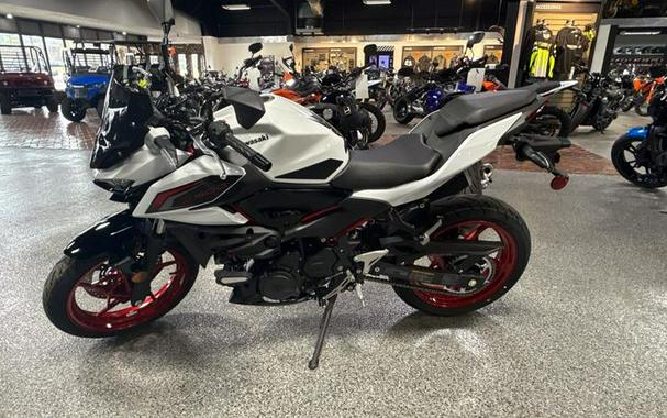 2026 Kawasaki Z500 SE ABS