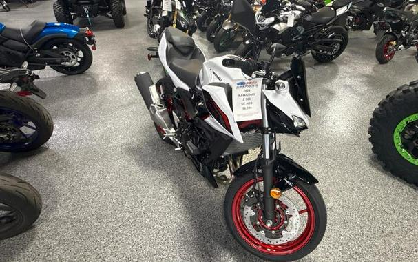 2026 Kawasaki Z500 SE ABS