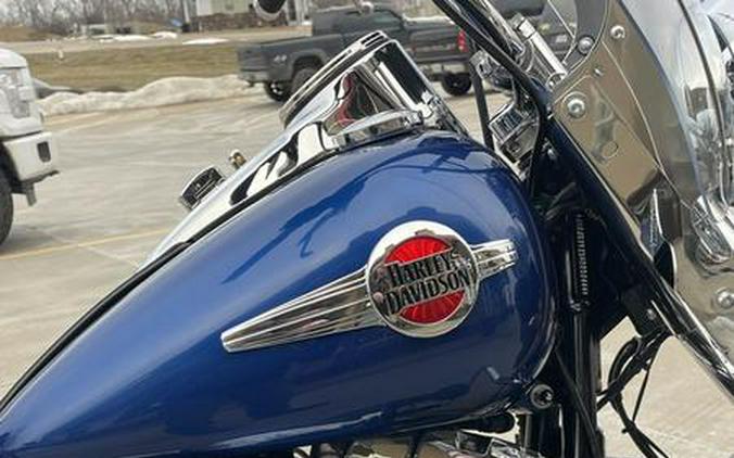 2017 Harley-Davidson® FLSTC - Heritage Softail® Classic