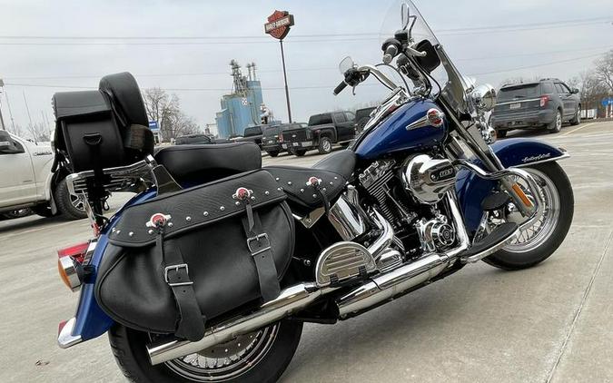 2017 Harley-Davidson® FLSTC - Heritage Softail® Classic