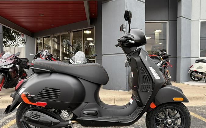 2027 Vespa GTS 310