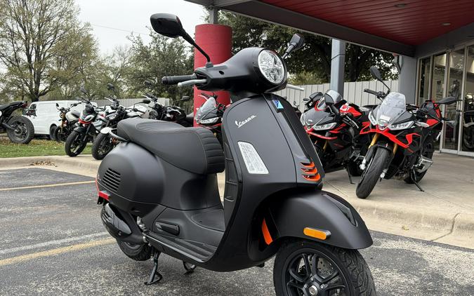 2027 Vespa GTS 310