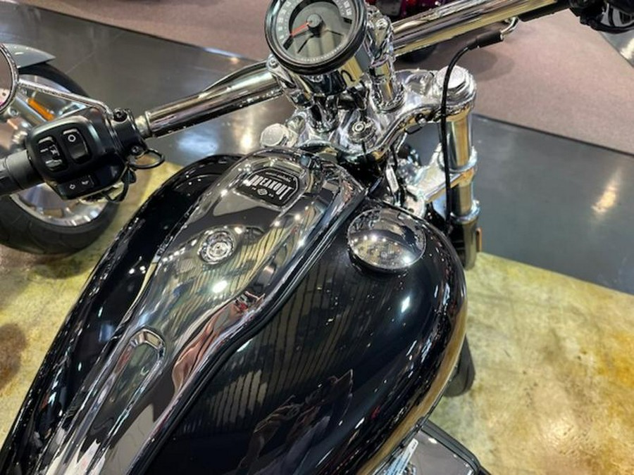 2025 Harley-Davidson® FXBR - Breakout®