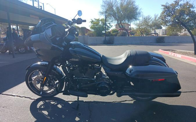 FLTRX 2025 Road Glide®