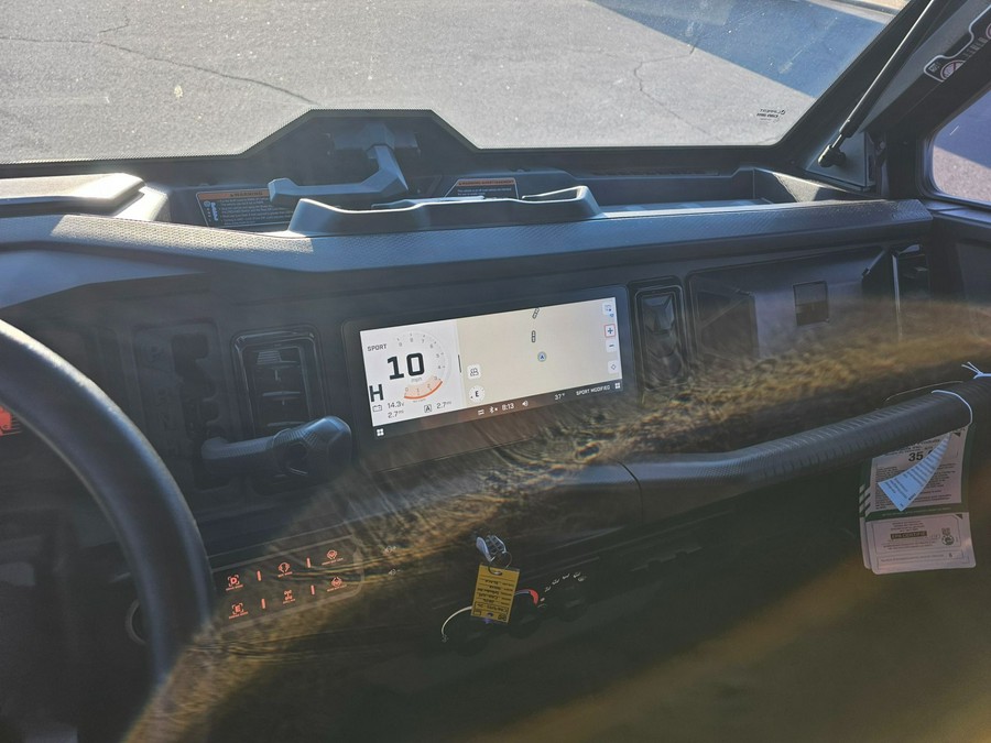 2026 Can-Am Defender MAX Lone Star CAB HD11