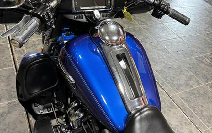 2017 Harley-Davidson® FLHTCUTG - Tri Glide® Ultra