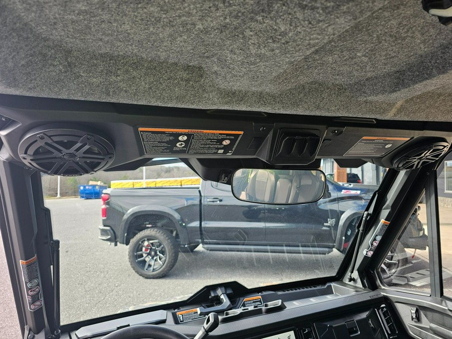 2026 Can-Am Defender MAX Limited HD11